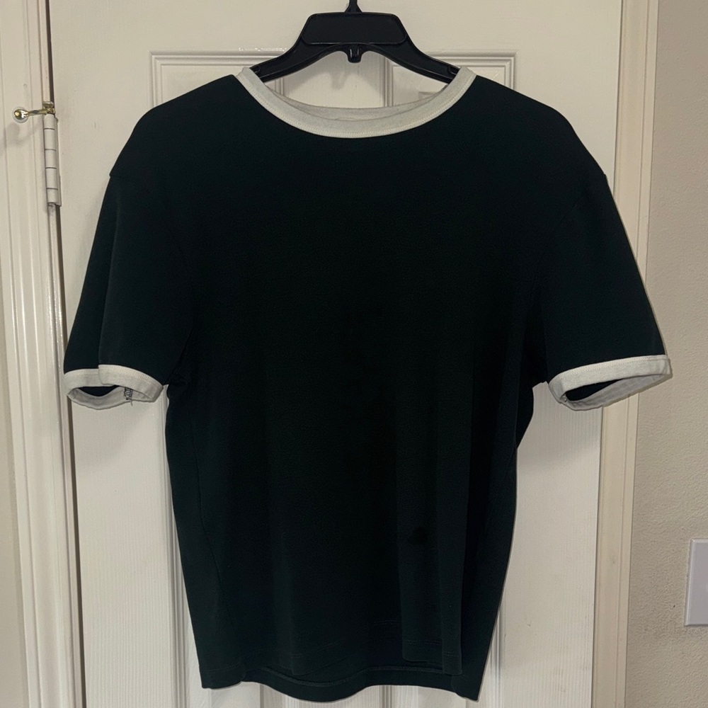 Zara Men's Dark Green and White Short Sleeve Tee